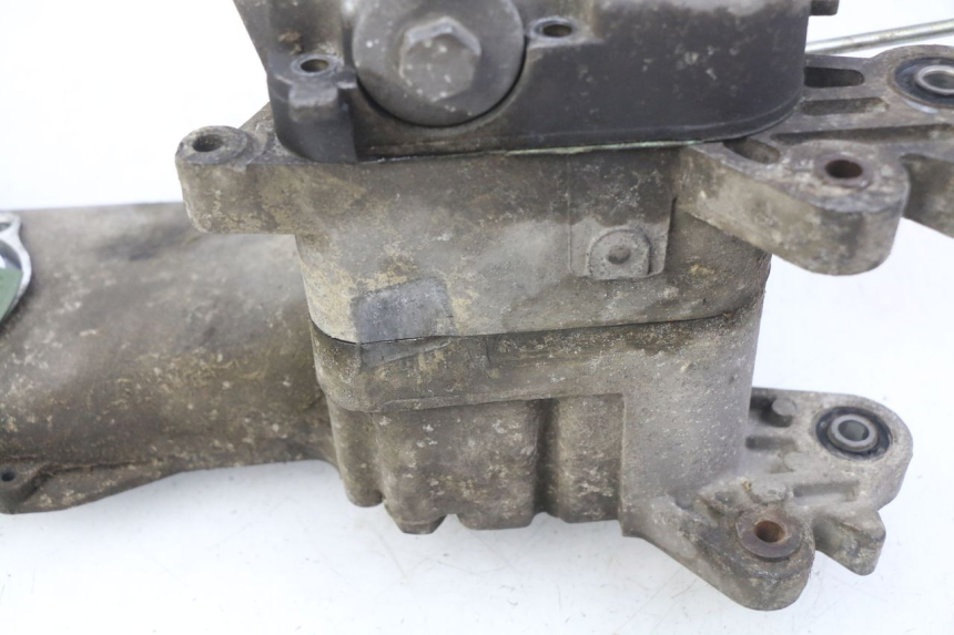 photo de Karter dolny silnika PEUGEOT V-CLIC VCLIC 50 (2007 - 2013) - Zbliżenie techniczne