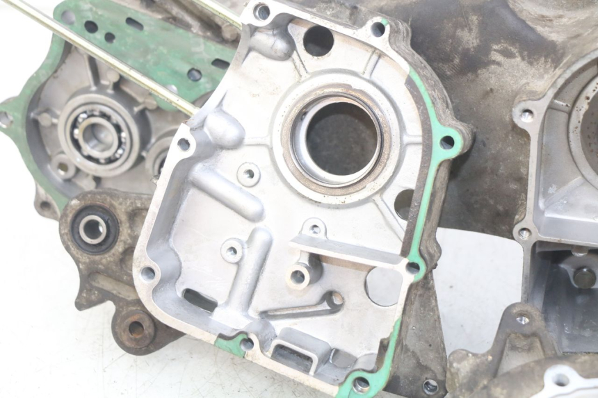 photo de Karter dolny silnika PEUGEOT V-CLIC VCLIC 50 (2007 - 2013) - Struktura - zbliżenie