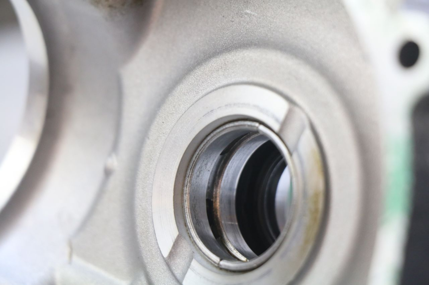 photo de Karter dolny silnika PIAGGIO VESPA GTS IGET ABS 125 (2017 - 2023) - Szczegół części