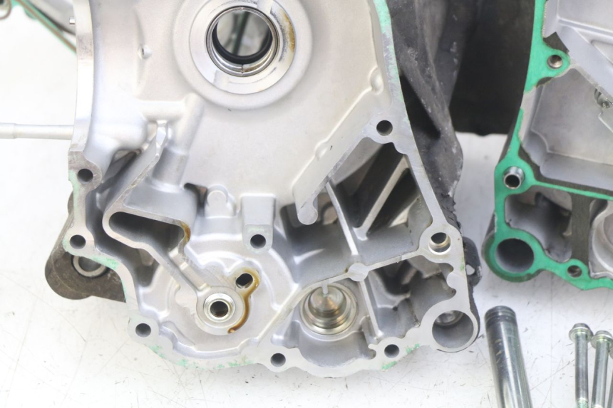 photo de Karter dolny silnika PIAGGIO VESPA GTS IGET ABS 125 (2017 - 2023) - Inny kąt widzenia