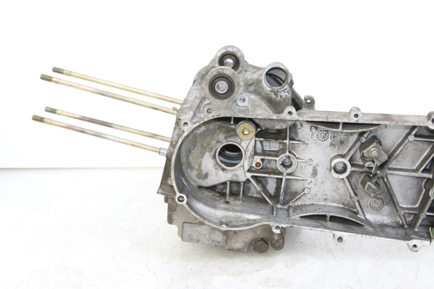 photo de Karter dolny silnika PEUGEOT VIVACITY 125 (2010 - 2017) - Zbliżenie techniczne