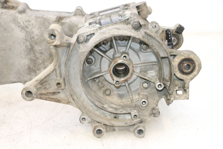 photo de Karter dolny silnika PEUGEOT VIVACITY 50 (2004 - 2009) - Zbliżenie techniczne