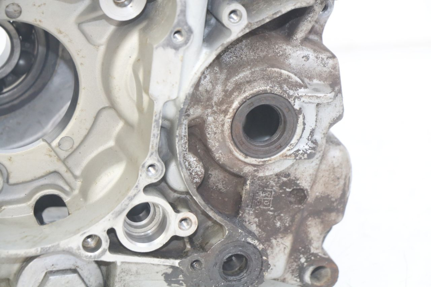 photo de Karter dolny silnika DAELIM VJ ROADWIN FI 125 (2008 - 2017) - Punkty mocowania