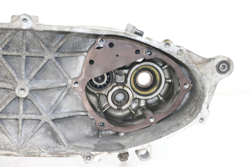 photo de Karter dolny silnika YAMAHA X-MAX XMAX 125 (2010 - 2013) - Zbliżenie komponentów