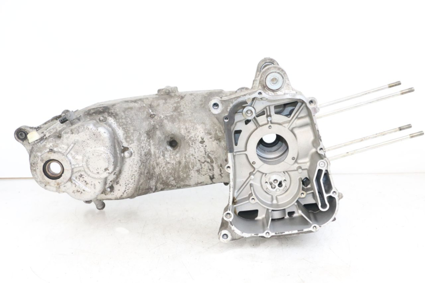 photo de Karter dolny silnika YAMAHA X-MAX XMAX 125 (2010 - 2013) - Stan powierzchni