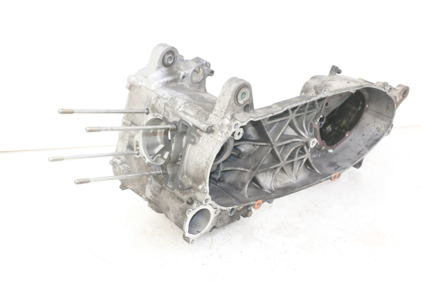 photo de Karter dolny silnika YAMAHA XMAX X-MAX 125 (2006 - 2009) - Alternatywny kąt