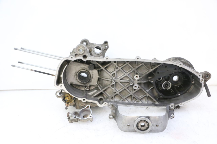 photo de Karter dolny silnika YAMAHA X-MAX XMAX 250 (2006 - 2009) - Alternatywny kąt