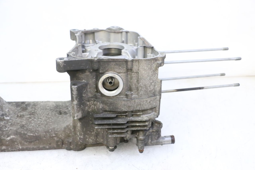 photo de Karter dolny silnika YAMAHA X-MAX XMAX 250 (2006 - 2009) - Zbliżenie techniczne