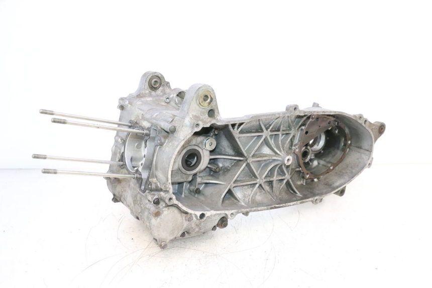 photo de Karter dolny silnika YAMAHA X-MAX XMAX 125 (2010 - 2013) - Zbliżenie techniczne