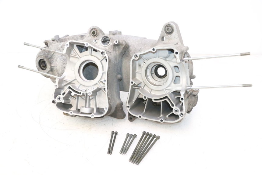 photo de Karter dolny silnika YAMAHA XMAX X-MAX 125 (2006 - 2009) - Szczegół części