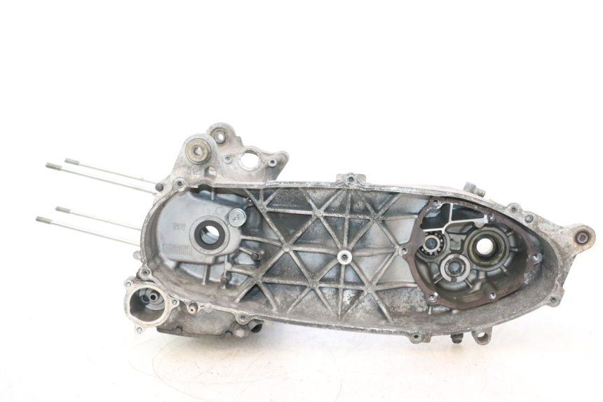 photo de Karter dolny silnika YAMAHA XMAX X-MAX 125 (2006 - 2009) - Widok z bliska