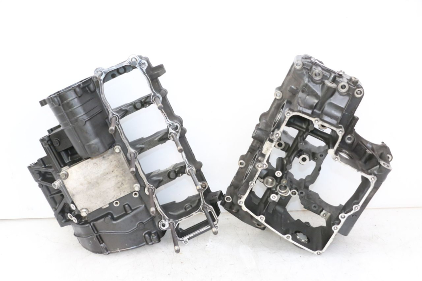 photo de Karter dolny silnika YAMAHA FZ1 FAZER 1000 (2007 - 2009) - Widok profilu