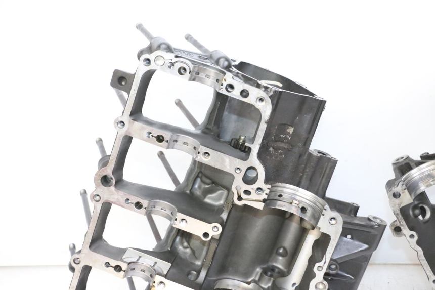 photo de Karter dolny silnika YAMAHA FZ1 FAZER 1000 (2007 - 2009) - Inny kąt widzenia