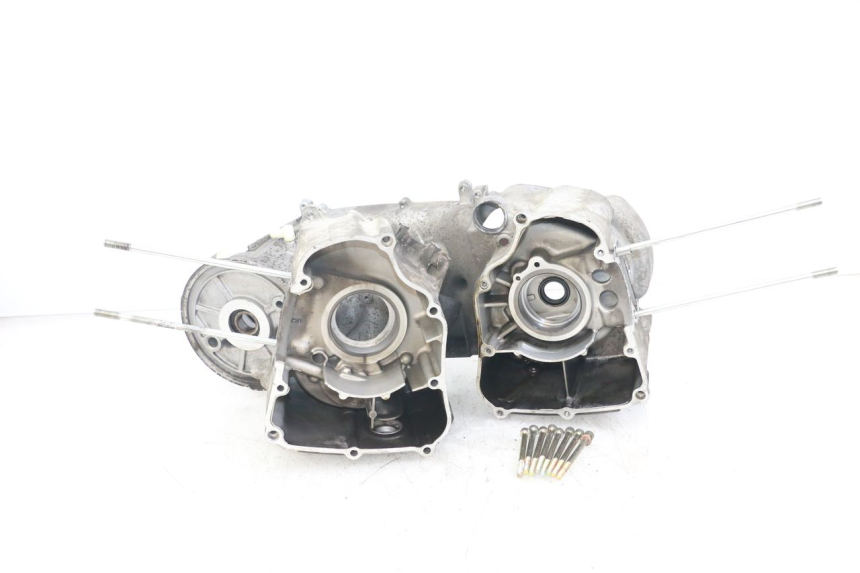 photo de Karter dolny silnika YAMAHA YP MAJESTY 125 (2002 - 2006) - Szczegóły charakterystyczne