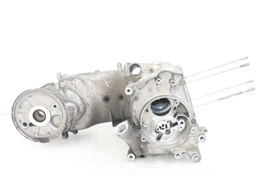 photo de Karter dolny silnika YAMAHA YP MAJESTY 125 (2002 - 2006) - Stan powierzchni