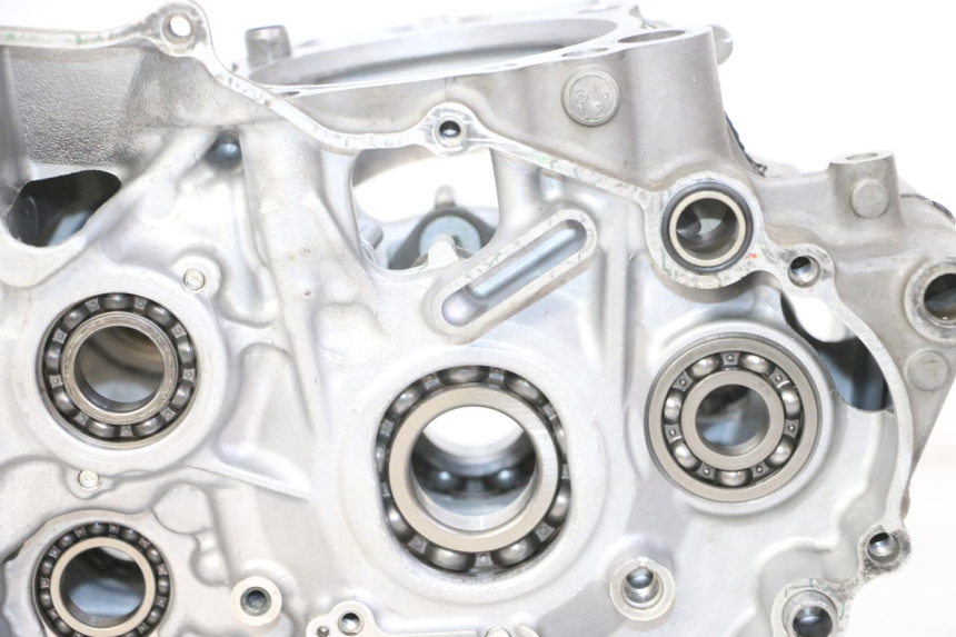 photo de Karter dolny silnika YAMAHA YZ-F YZF 250 (2014 - 2018) - Widok ogólny