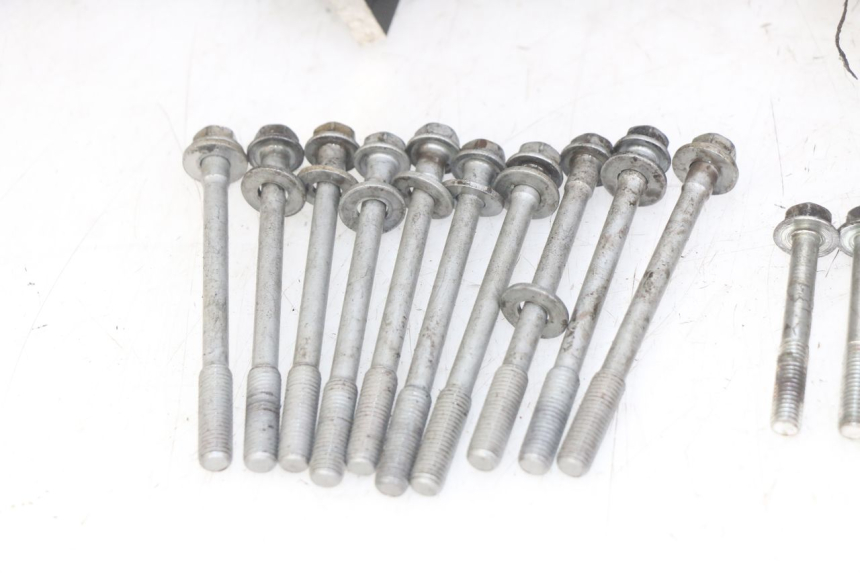 photo de Karter dolny silnika YAMAHA YZF R1 1000 (2007 - 2008) - Widok profilu