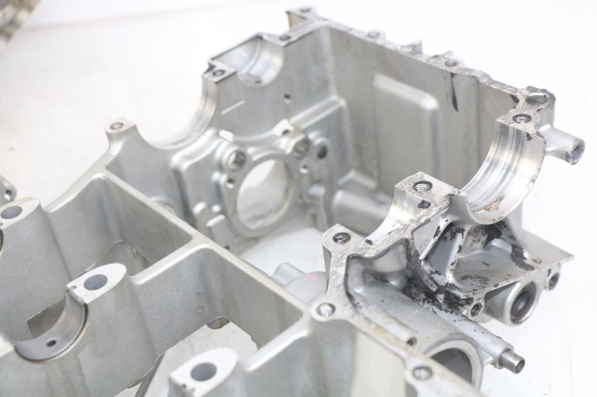 photo de Karter dolny silnika KAWASAKI ZX-6R ZX6R 600 (1995 - 1997) - Struktura - zbliżenie