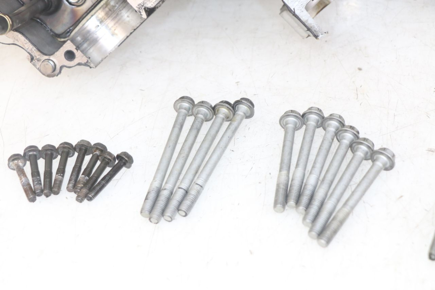 photo de Karter dolny silnika KAWASAKI ZX-6R ZX6R 600 (1995 - 1997) - Widok profilu