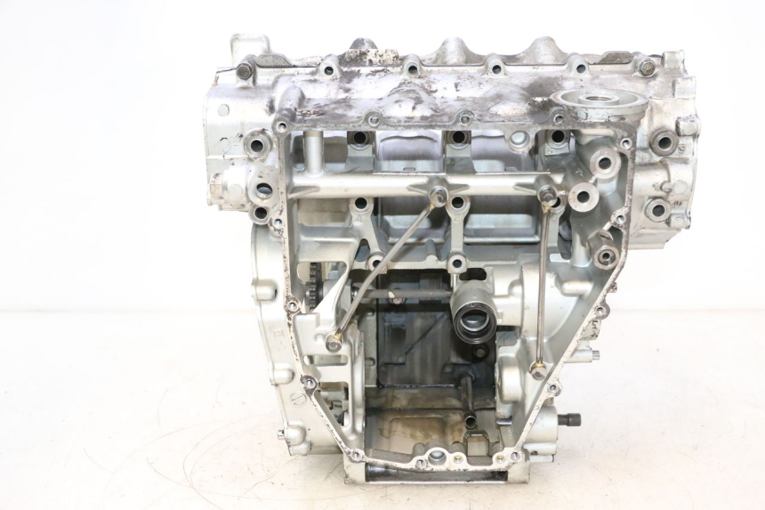 photo de DOLNA OBUDOWA SILNIKA KAWASAKI ZX-6R ZX6R 600 (2000 - 2002) - Zoom stanu zużycia