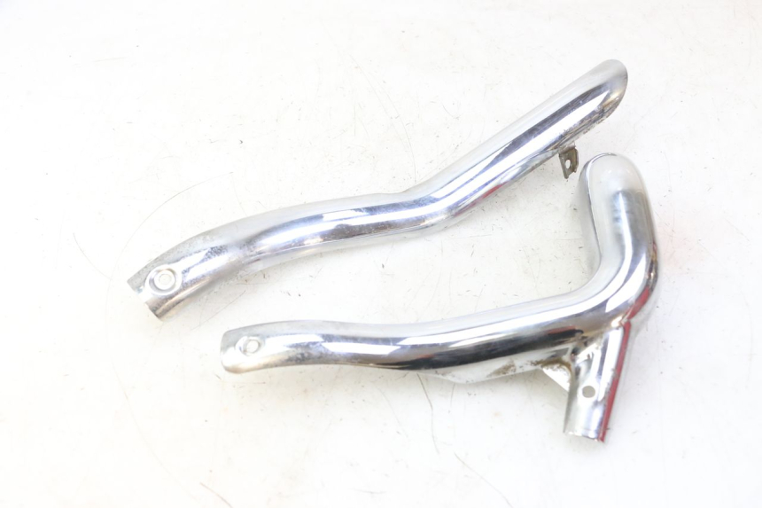 photo de OSŁONA WYDECHU HYOSUNG GV AQUILA 125 (2000 - 2009) - Widok główny