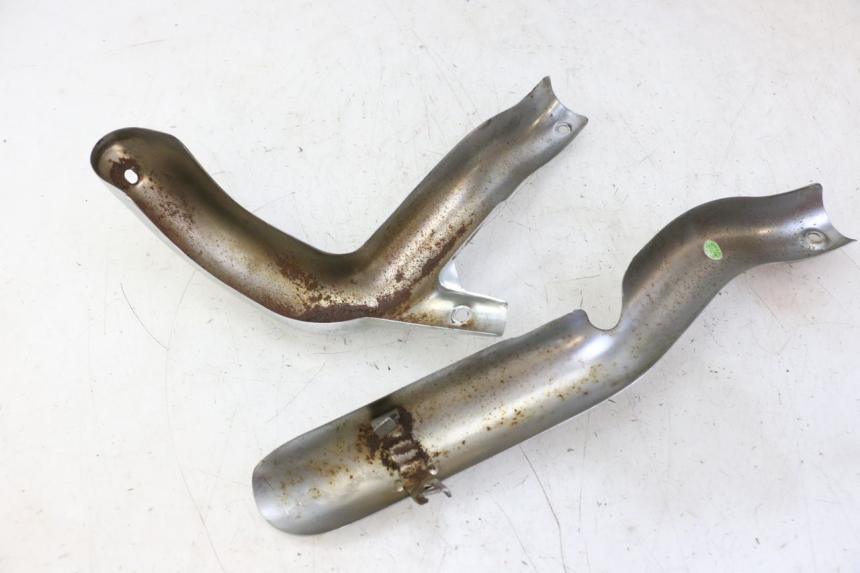 photo de OSŁONA WYDECHU HYOSUNG GV AQUILA 125 (2000 - 2009) - Szczegół części