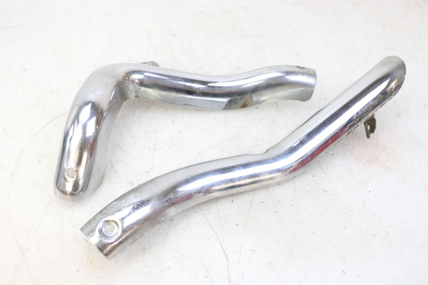 photo de OSŁONA WYDECHU HYOSUNG GV AQUILA 125 (2000 - 2009) - Widok ogólny