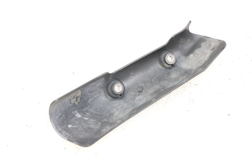 photo de OBUDOWA WYDECHU YAMAHA BW'S BWS 125 (2010 - 2013) - Szczegół części