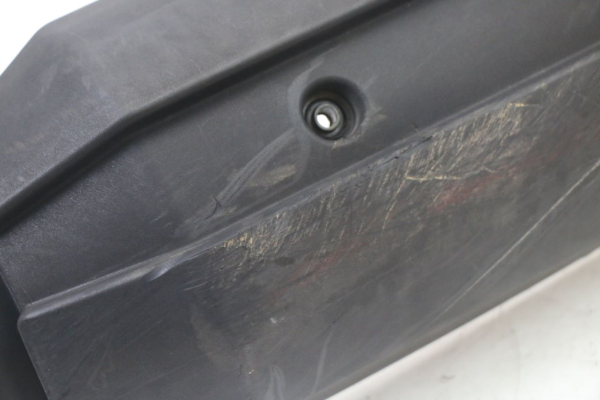 photo de OBUDOWA WYDECHU YAMAHA BW'S BWS 125 (2010 - 2013) - Zoom stanu zużycia