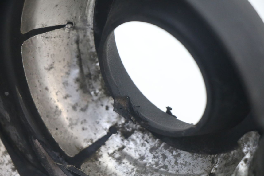 photo de OBUDOWA WYDECHU YAMAHA BW'S BWS 125 (2010 - 2013) - Oznaczenia i referencje