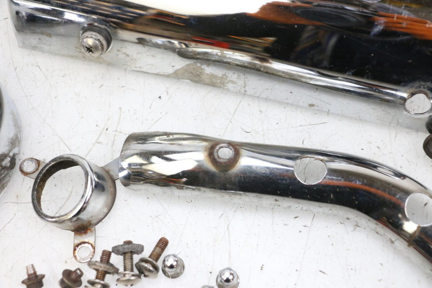 photo de OBUDOWA WYDECHU KYMCO GRAND DINK 125 (2002 - 2007) - Część sprawdzona