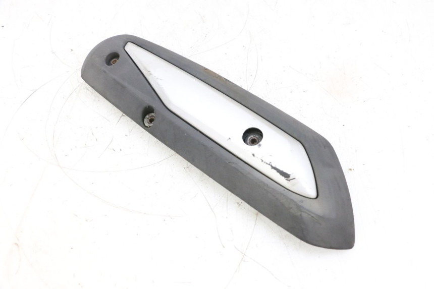 photo de OBUDOWA WYDECHU SYM ORBIT 2 4T 50 (2008 - 2017) - Zbliżenie techniczne