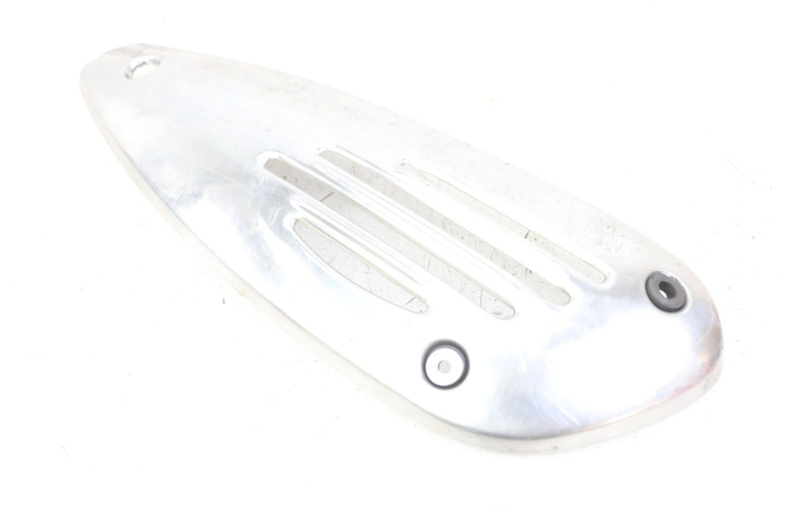 photo de OBUDOWA WYDECHU PIAGGIO VESPA LX 2T 50 (2005 - 2013) - Zbliżenie techniczne