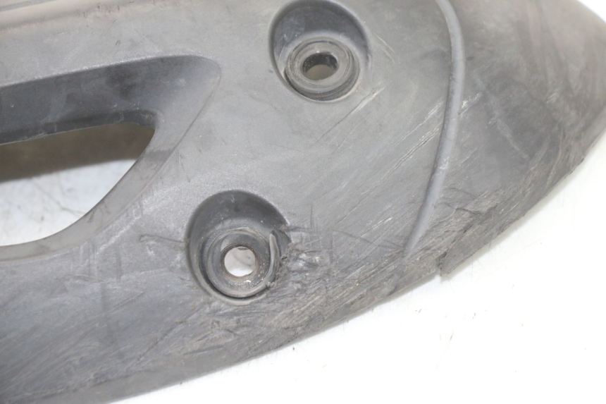 photo de OBUDOWA WYDECHU PIAGGIO ZIP 4T 50 (2018 - 2020) - Zbliżenie techniczne