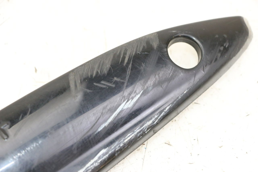 photo de OBUDOWA WYDECHU PEUGEOT STREETZONE I NAKED 2T 50 (2018 - 2020) - Szczegół części