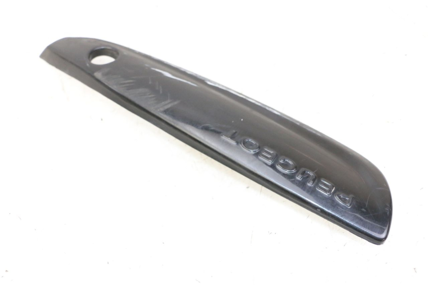 photo de OBUDOWA WYDECHU PEUGEOT STREETZONE I NAKED 2T 50 (2018 - 2020) - Zbliżenie techniczne