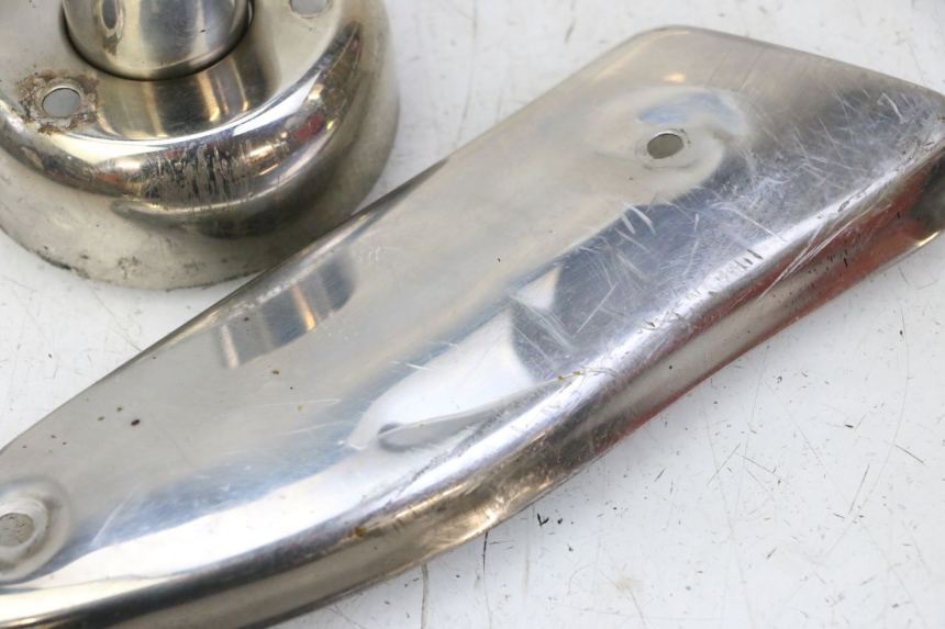 photo de OSŁONA WYDECHU PEUGEOT V-CLIC VCLIC 50 (2007 - 2013) - Zoom stanu zużycia