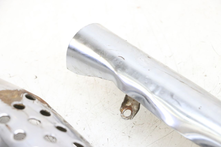 photo de OSŁONA WYDECHU KYMCO ZING 125 (1997 - 2003) - Widok z bliska