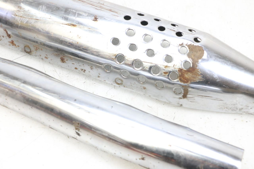 photo de OSŁONA WYDECHU KYMCO ZING 125 (1997 - 2003) - Struktura - zbliżenie