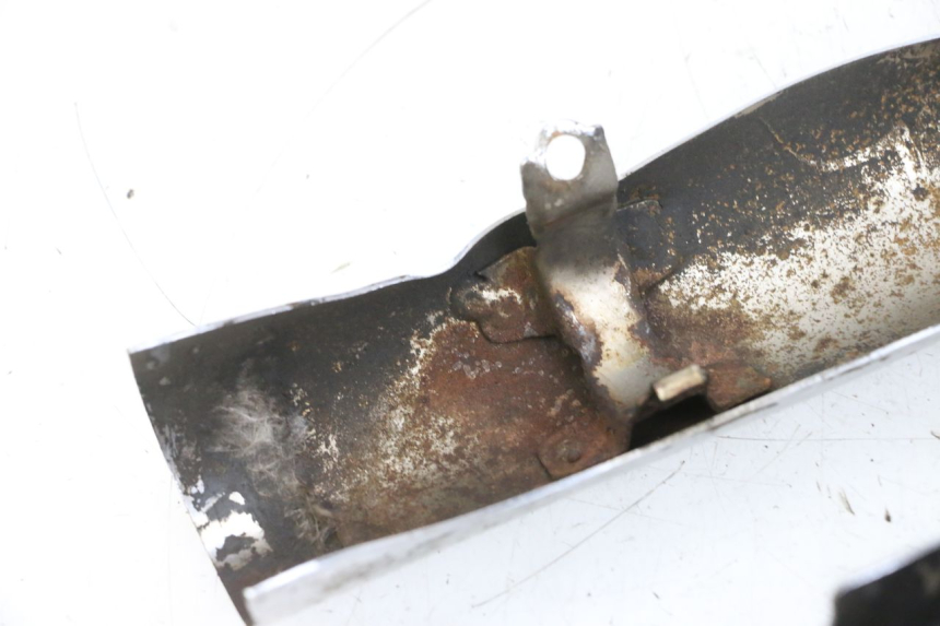 photo de OSŁONA WYDECHU KYMCO ZING 125 (1997 - 2003) - Punkty mocowania