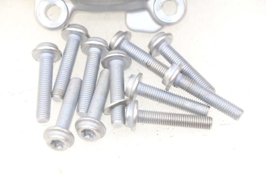 photo de OBUDOWA SPRZĘGŁA BMW F GS K81 850 (2018 - 2023) - Stan powierzchni