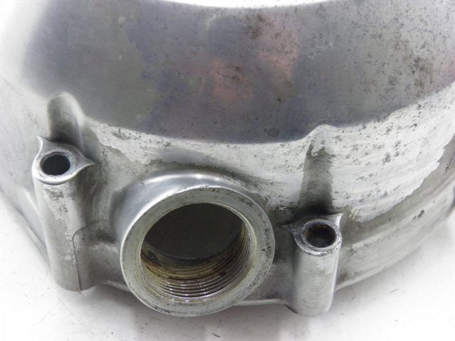 photo de OBUDOWA SPRZĘGŁA KAWASAKI ZEPHYR 550 (1991 - 1998) - Zbliżenie techniczne