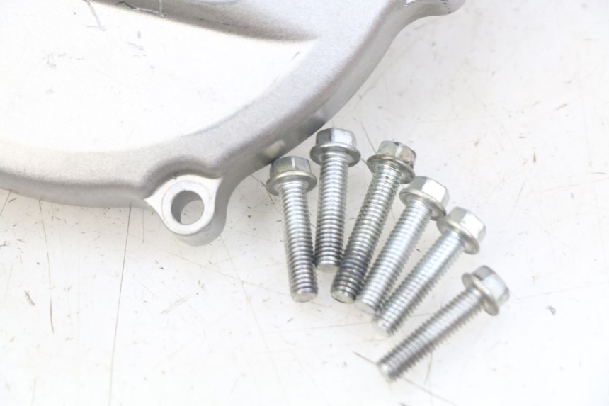 photo de OBUDOWA SPRZĘGŁA KAWASAKI KX 85 (2014 - 2021) - Zbliżenie techniczne