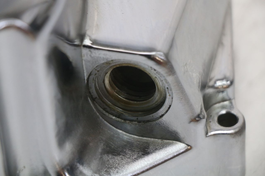 photo de OBUDOWA SPRZĘGŁA REGAL RAPTOR SPYDER 125 (2010 - 2018) - Zbliżenie techniczne