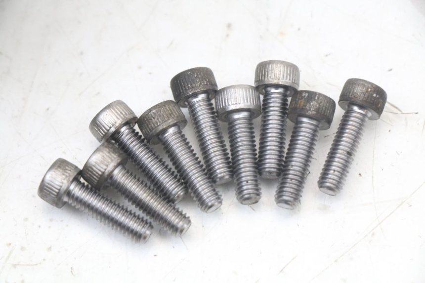 photo de OBUDOWA SPRZĘGŁA YAMAHA TDM ABS 900 (2002 - 2014) - Stan powierzchni