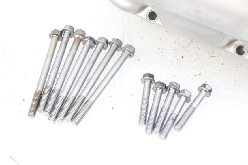 photo de OBUDOWA SPRZĘGŁA SUZUKI VL INTRUDER 125 (2004 - 2007) - Punkty mocowania