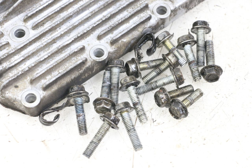 photo de MISKA OLEJOWA SUZUKI GSX E 250 (1982 - 1983) - Zbliżenie techniczne