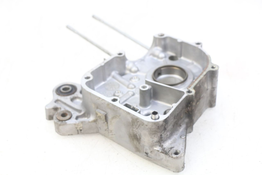 photo de OBUDOWA SILNIKA PRAWA KYMCO AGILITY 16+ 4T 50 (2018 - 2023) - Szczegół części