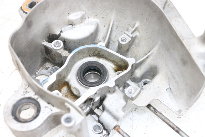 photo de OBUDOWA SILNIKA PRAWA MBK BOOSTER SPIRIT NAKED 50 (2004 - 2017) - Widok produktu