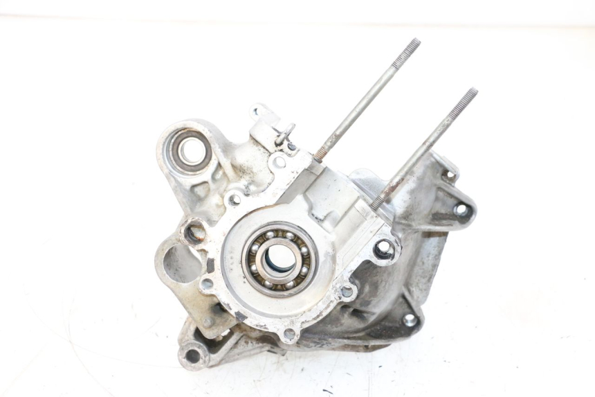 photo de OBUDOWA SILNIKA PRAWA MBK BOOSTER SPIRIT NAKED 50 (2004 - 2017) - Zbliżenie techniczne